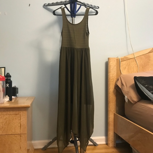 DIVIDED olive green maxi dress - Picture 2 of 3